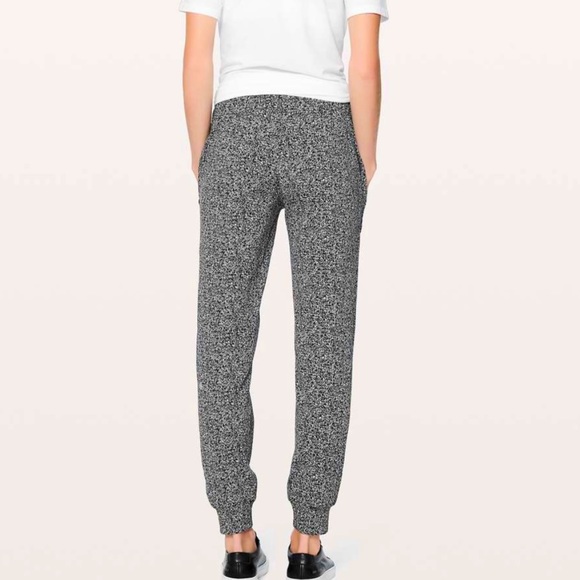 Lululemon Ready To Rulu Joggers - Picture 2 of 9